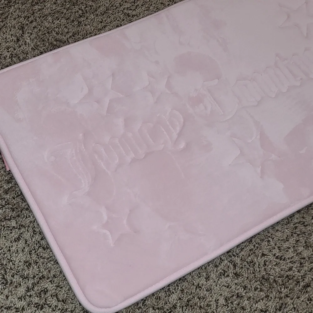 Juicy Couture Blush Pink Star Bath Mat - 20x32